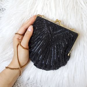 ⭐Walborg Vnt Beaded small Crossbody